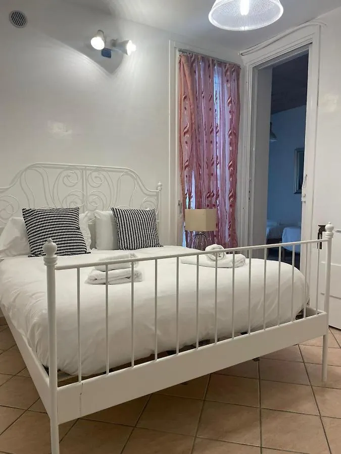 Bed and Breakfast Sansiro47 Milán 2*,