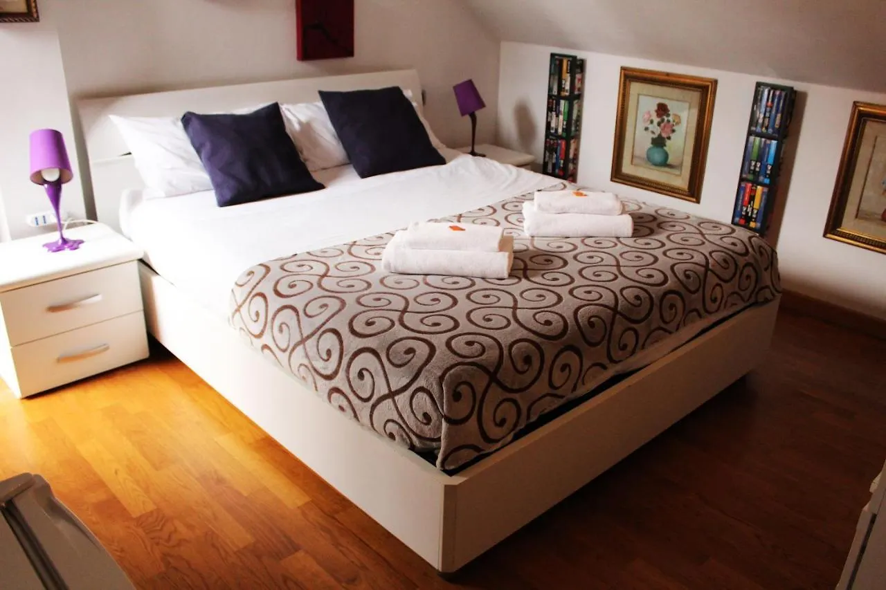 Bed and Breakfast Sansiro47 Milán 2*,