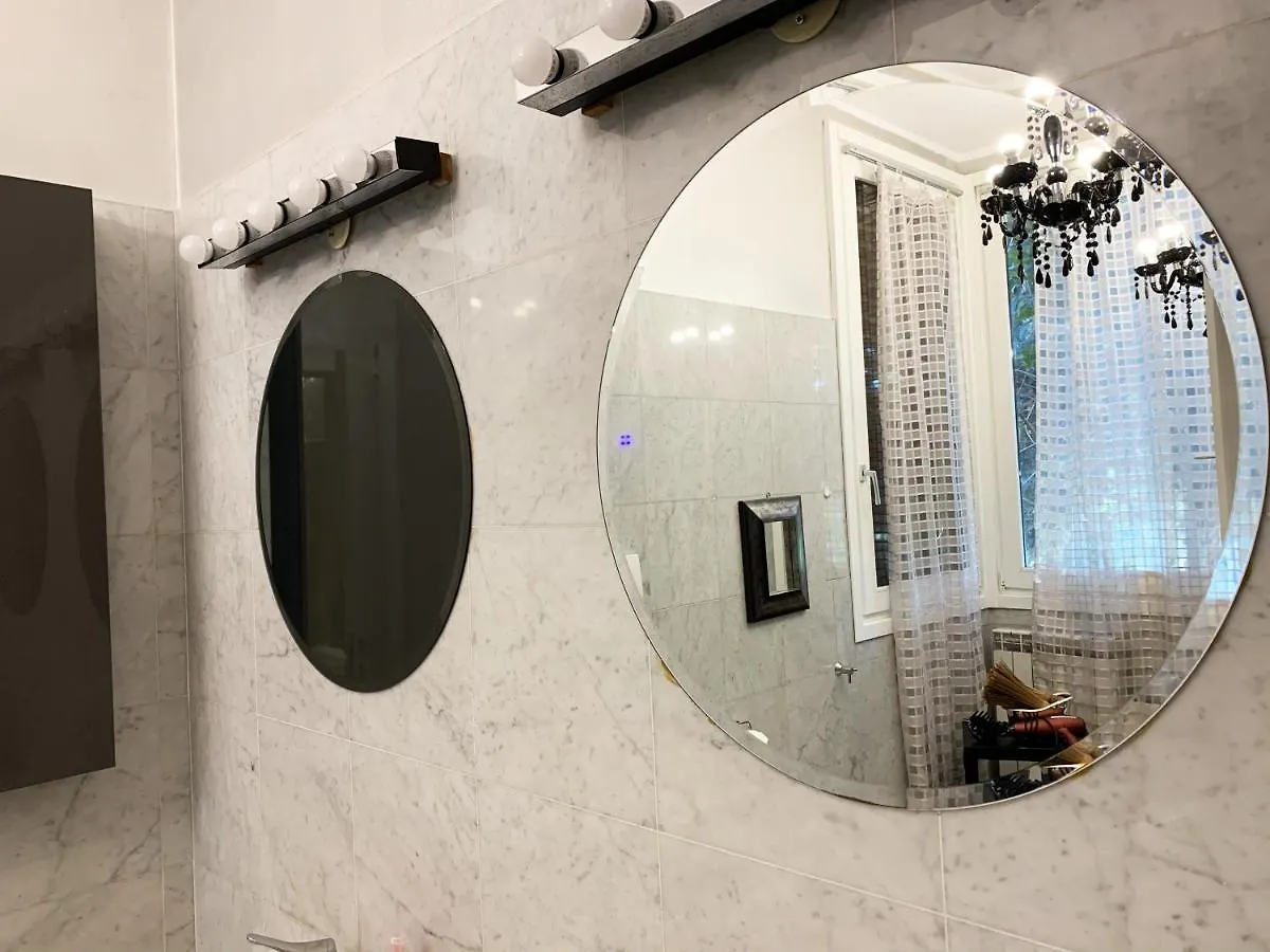 Sansiro47 Bed & Breakfast Milan Italy